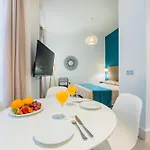 Debambu Larios Málaga