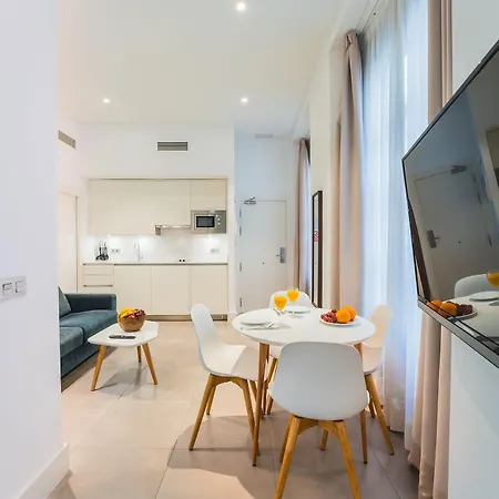 Debambu Larios Apartment *
