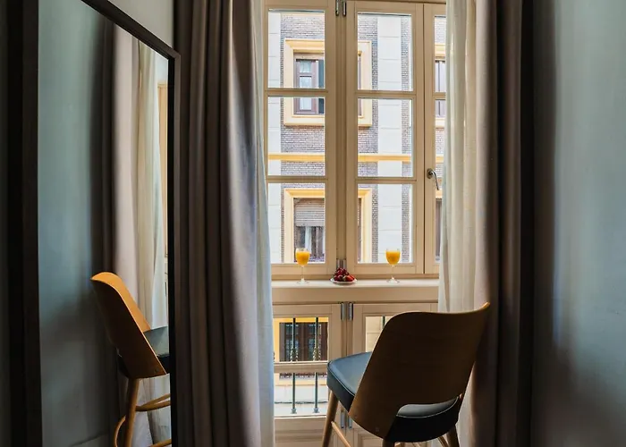 Debambu Larios Апартаменты Малага